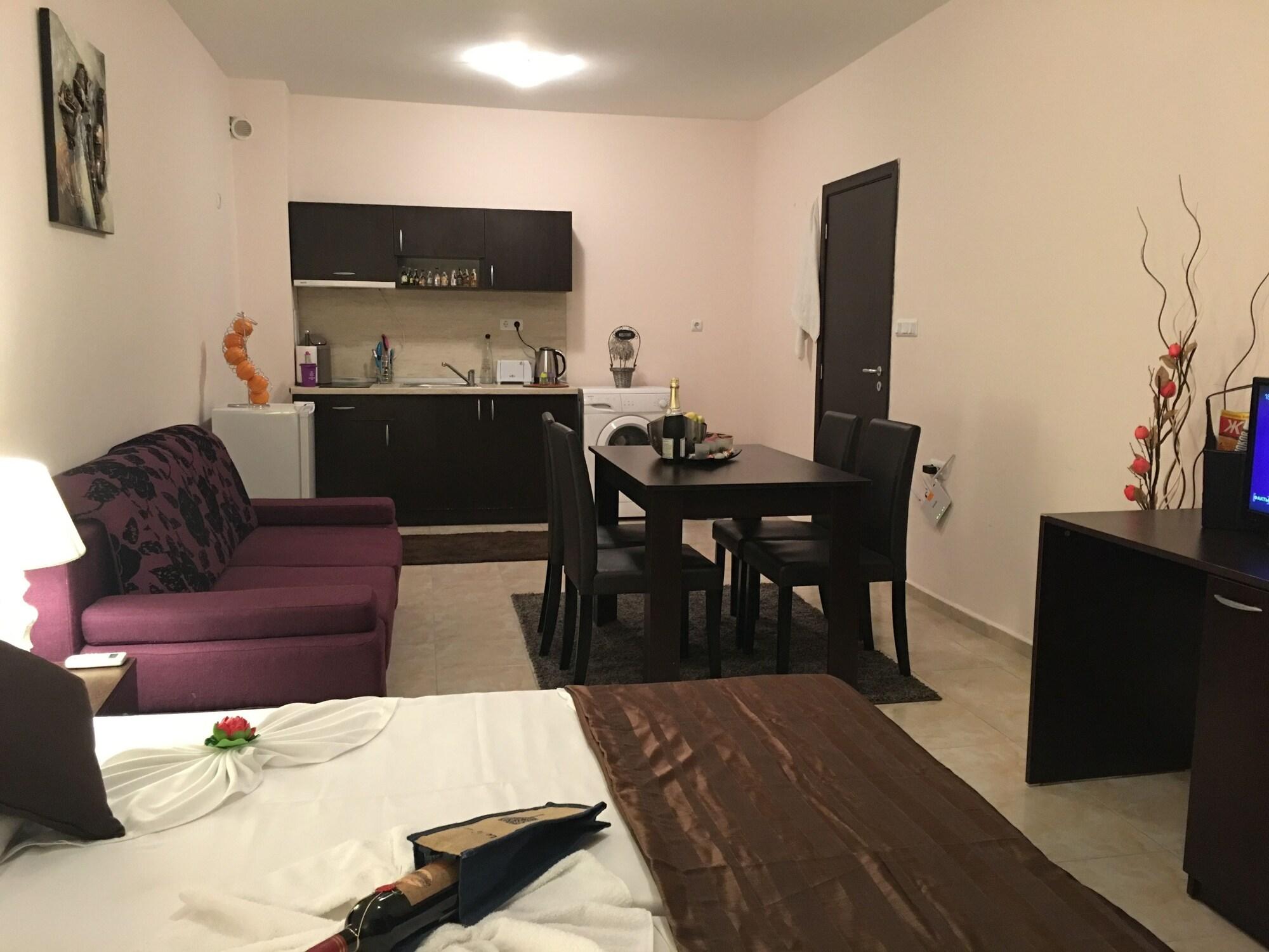 Beach Aparthotel Salt Lake Pomorie Exterior foto